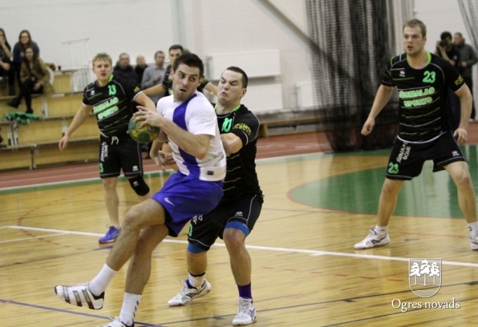 HK "Ogre" uzvar "Jūrmalas Sportu"