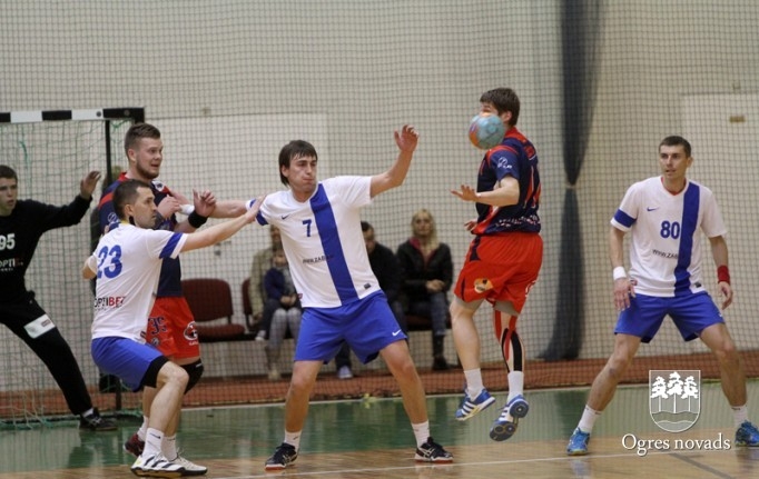 Šovakar Ogres handbolistiem finālsērijas trešais mačs