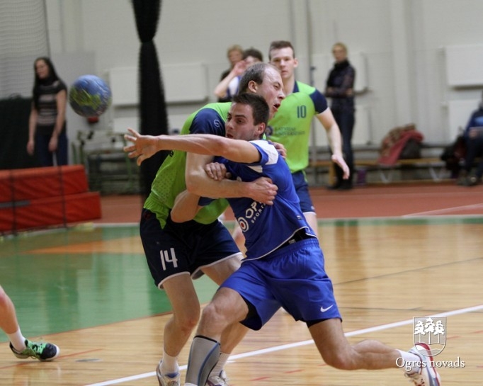 "Ogre Juniors" gadu noslēdz ar tradicionālo draudzības spēli