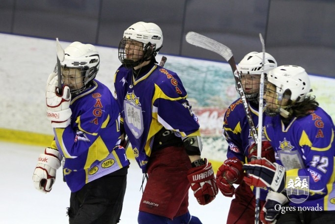 "Ogre Juniors" hokejistiem 3.vieta Rīgas Kausā un cīņa par Latvijas bronzu