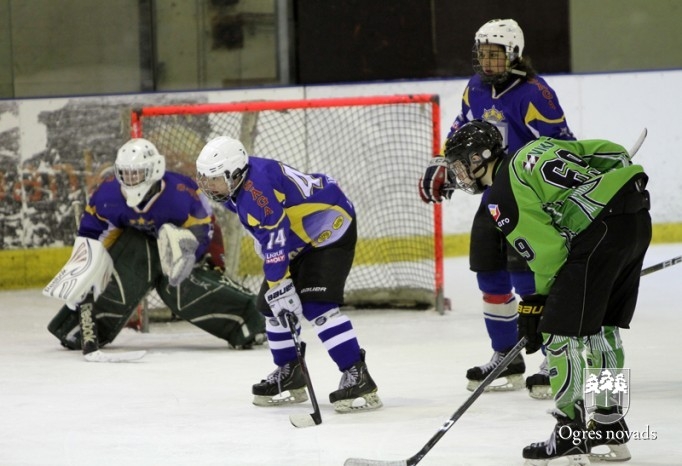 "Ogre Juniors" hokejistiem 3.vieta Rīgas Kausā un cīņa par Latvijas bronzu