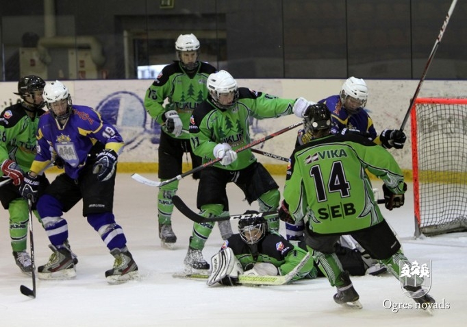 "Ogre Juniors" hokejistiem 3.vieta Rīgas Kausā un cīņa par Latvijas bronzu