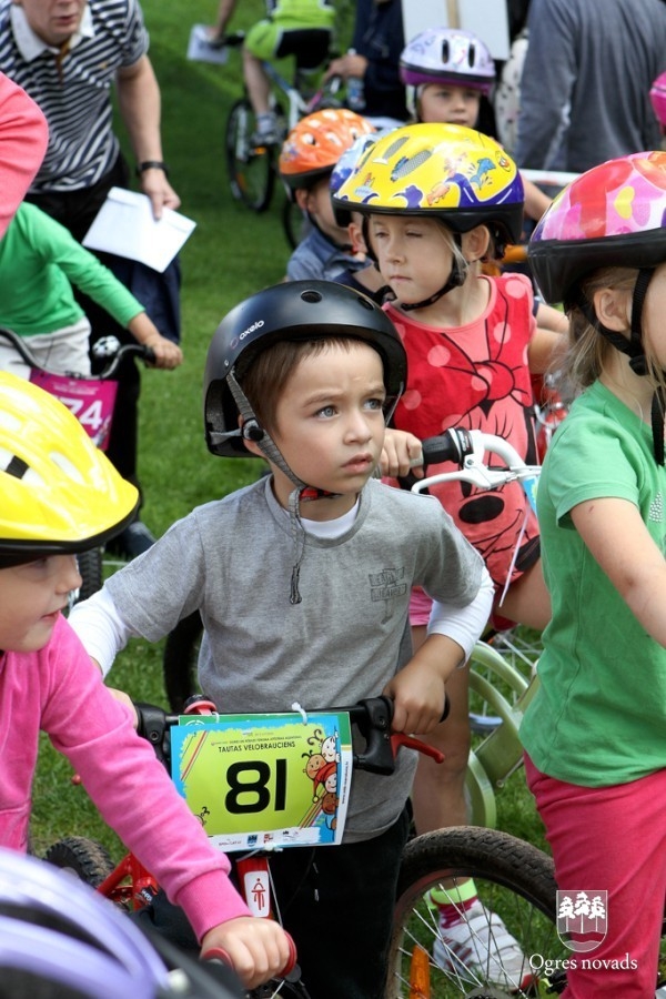 SPORT2000 Ogres un Ikšķiles tūrisma attīstības aģentūras tautas velobrauciens