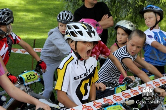 SPORT2000 Ogres un Ikšķiles tūrisma attīstības aģentūras tautas velobrauciens