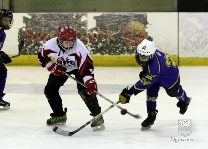Hokeja komanda "Ogre Juniors 2" debitē Latvijas čempionātā