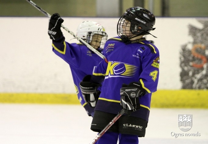 Hokeja komanda "Ogre Juniors 2" debitē Latvijas čempionātā
