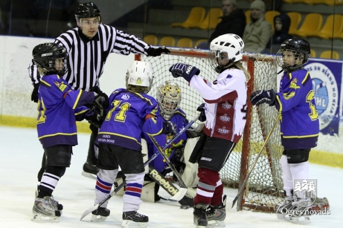 Hokeja komanda "Ogre Juniors 2" debitē Latvijas čempionātā