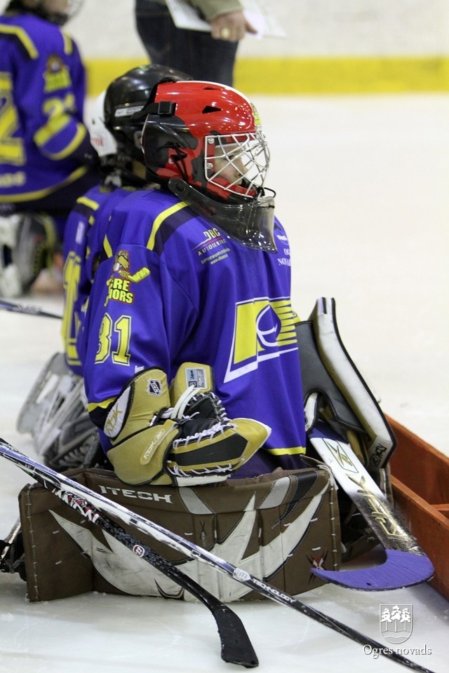 "Ogre Juniors" visjaunākie hokejisti - starp Latvijas čempionāta līderiem
