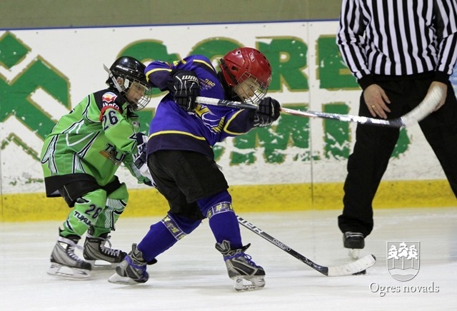 "Ogre Juniors" visjaunākie hokejisti - starp Latvijas čempionāta līderiem