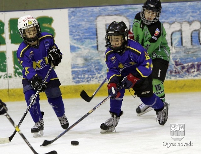 "Ogre Juniors" visjaunākie hokejisti - starp Latvijas čempionāta līderiem