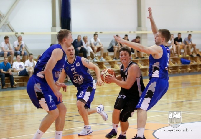 Ogres basketbola izlase ar uzvaru sāk atlases turnīru