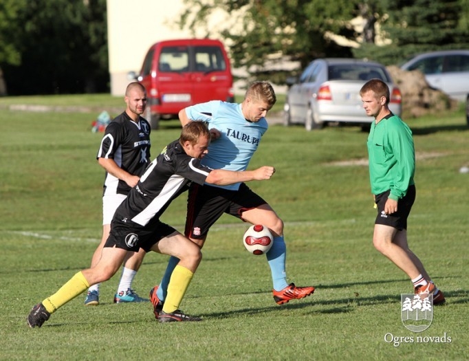 Ķeguma novada atklātā čempionāta futbolā 6. kārtas spēles.