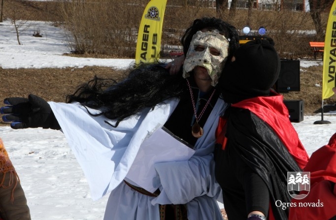 "Ogres roņi" noslēdz sezonu ar neparastu karnevālu