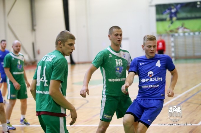 Ogres novada handbola izlase kvalificējas Latvijas Olimpiādei