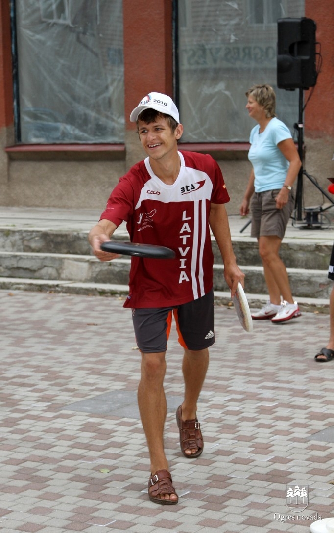 Ogres sporta svētki Brīvības ielā 2011. gadā