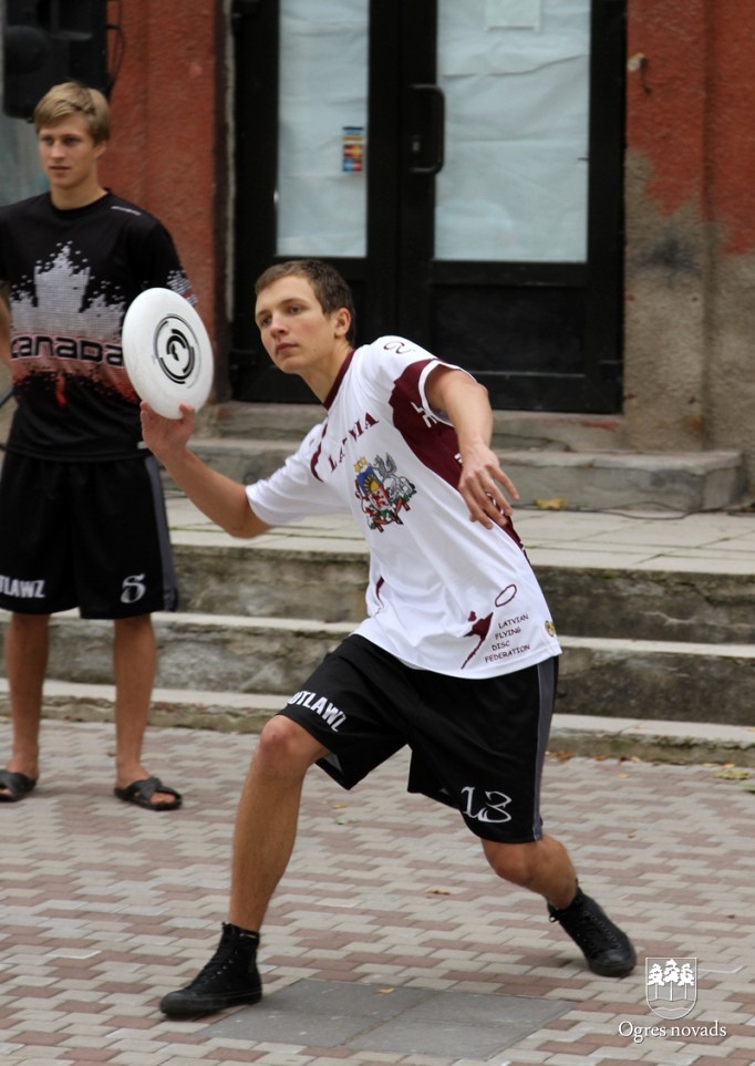 Ogres sporta svētki Brīvības ielā 2011. gadā