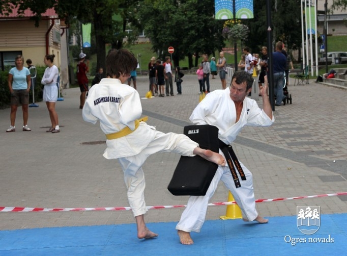 Ogres sporta svētki Brīvības ielā 2011. gadā