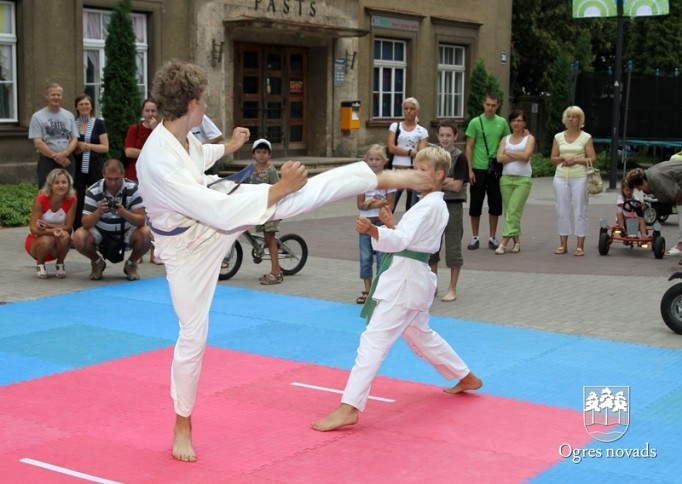 Ogres sporta svētki Brīvības ielā 2011. gadā