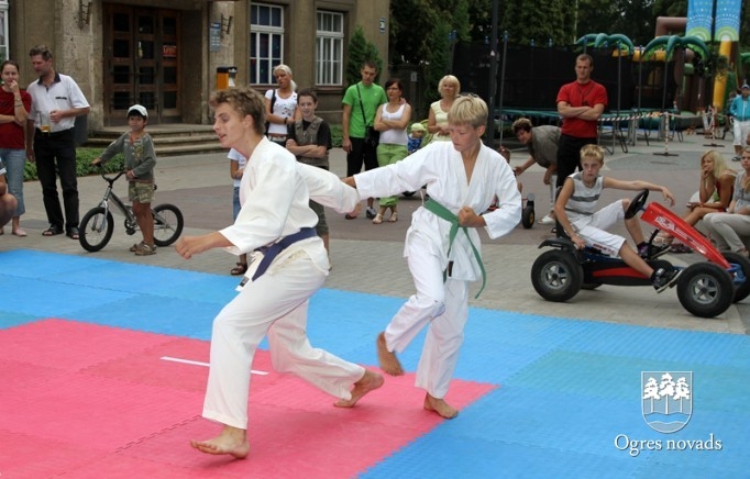 Ogres sporta svētki Brīvības ielā 2011. gadā