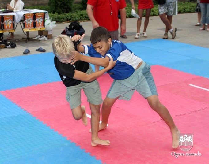 Ogres sporta svētki Brīvības ielā 2011. gadā