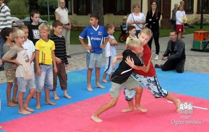 Ogres sporta svētki Brīvības ielā 2011. gadā
