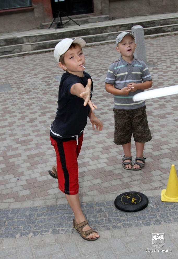 Ogres sporta svētki Brīvības ielā 2011. gadā