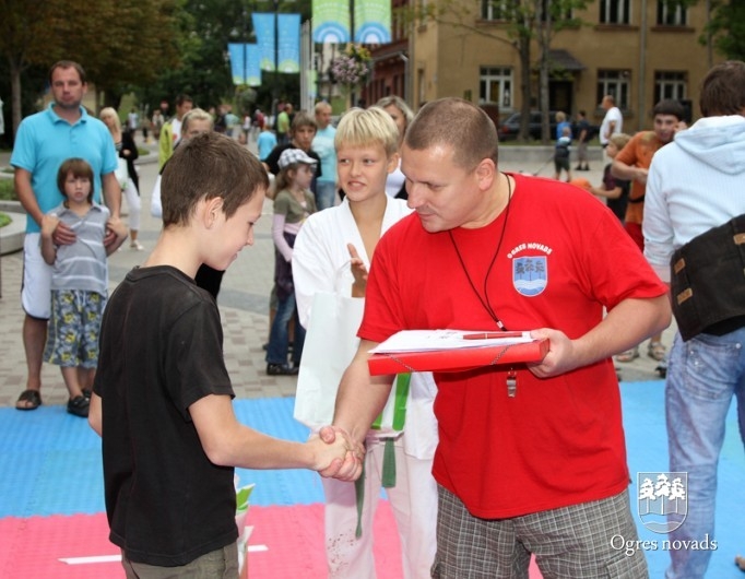 Ogres sporta svētki Brīvības ielā 2011. gadā
