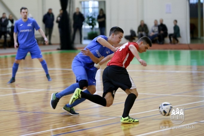 "Osports/ONSC" izcīna "Osports.lv" kausu telpu futbolā