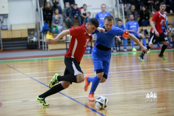"Osports/ONSC" izcīna "Osports.lv" kausu telpu futbolā