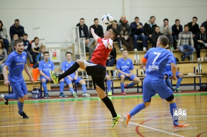 "Osports/ONSC" izcīna "Osports.lv" kausu telpu futbolā