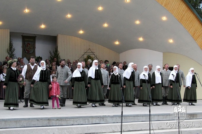 Svētki dziesmai, dejai, estrādei Suntažos