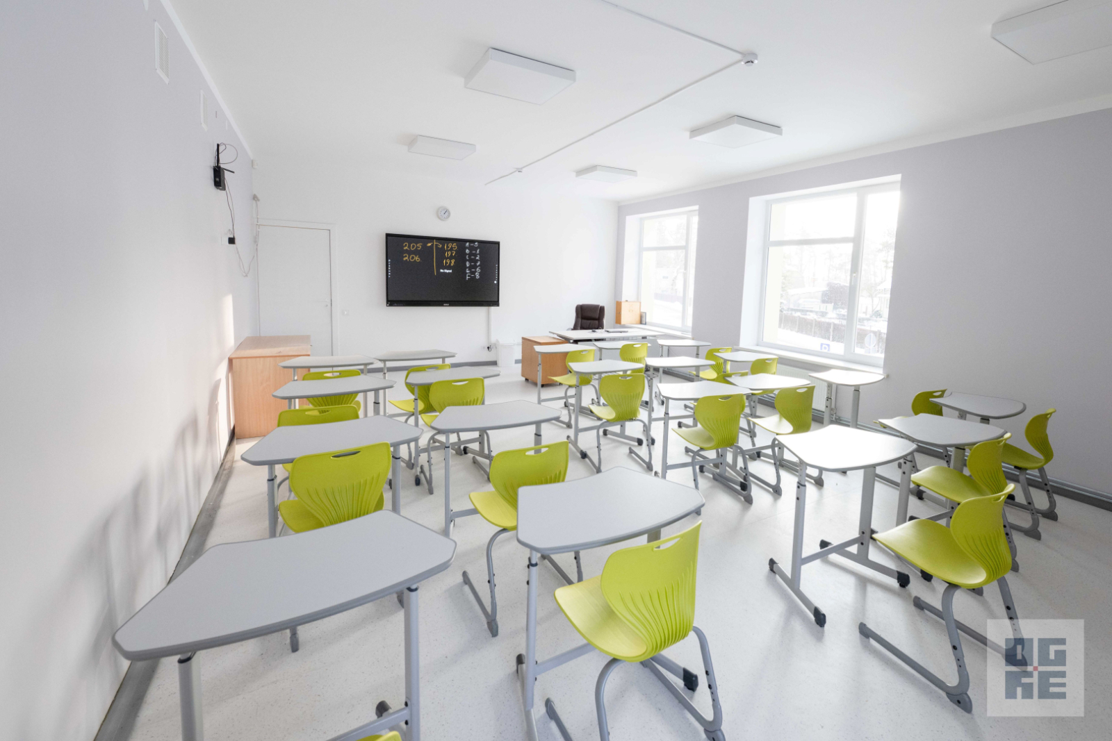 Noslēgušies Ikšķiles vidusskolas iekštelpu pārbūves darbi – radītas jaunas mācību telpas un būtiski uzlabota skolas vide