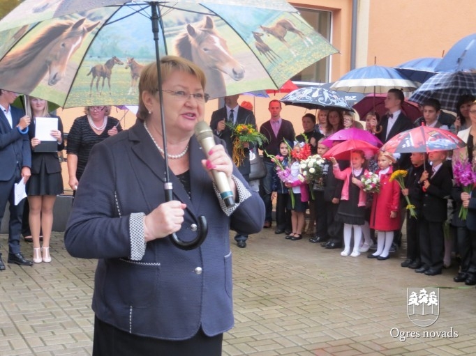 Novada lielākajās skolās mācības sākušās