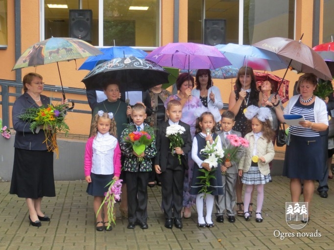 Novada lielākajās skolās mācības sākušās