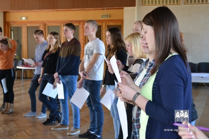 Ogres novada jaunieši tiekas ikgadējā forumā