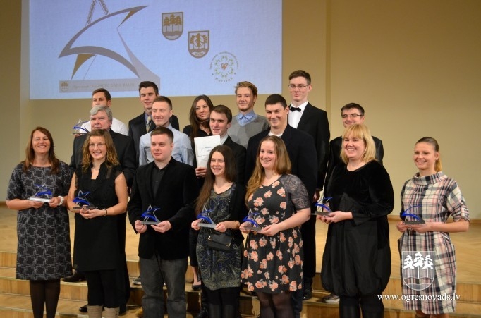 Godina konkursa “Jauniešu Gada balva 2015” laureātus