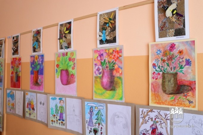 Skola, kurā uzmirdz pa kādai spožai zvaigznītei