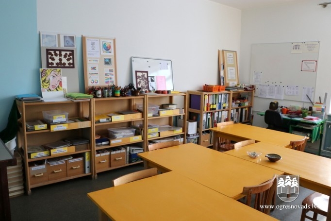 Skola, kurā uzmirdz pa kādai spožai zvaigznītei