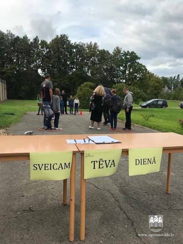 Jaudīgs starts Krapes skolai UNIVERSUM (25.09.2020.)