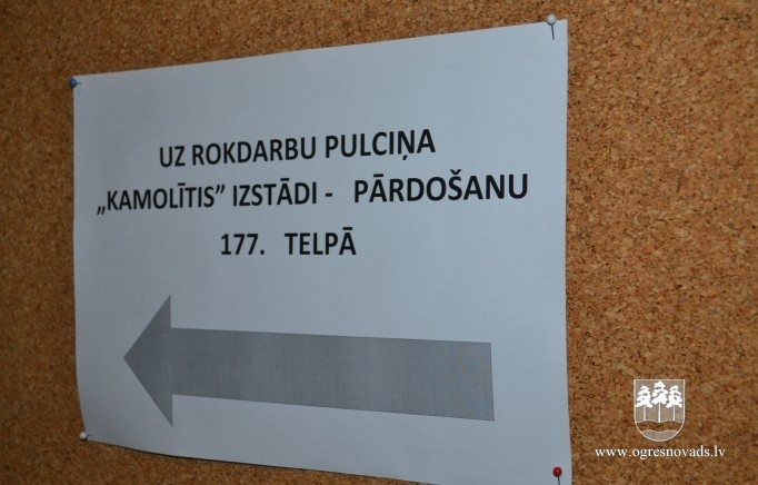 Čaklās rokdarbnieces piedāvā savus darinājumus