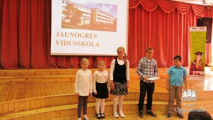 Ogres Valsts ģimnāzijas skolēniem augsti rezultāti matemātikas un ZPD konkursā