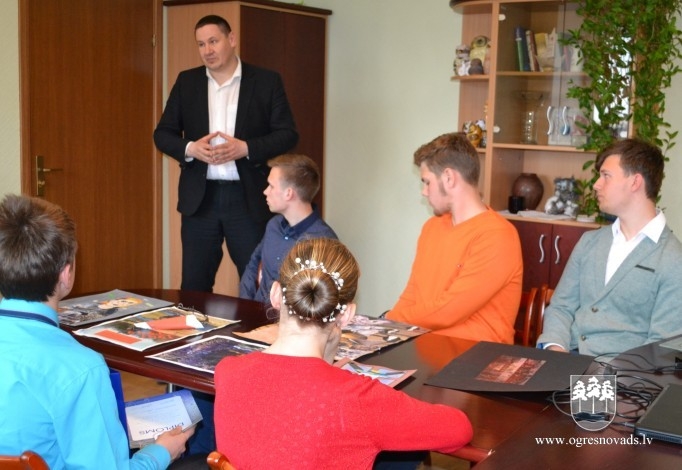 Apbalvo konkursa „Ardievas dzimtajām mājām" uzvarētājus