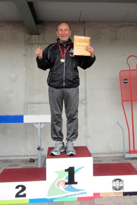 Mūsu senioriem 23 medaļas LSVS 51.sporta spēlēs vieglatlētikā