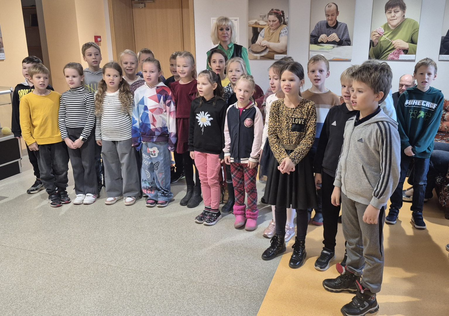 Labo darbu nedēļas pasākums Specializētajās darbnīcās, kur viesojas 2. klases skolēni