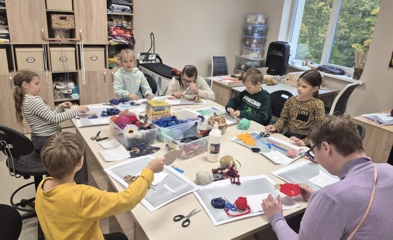 Labo darbu nedēļas pasākums Specializētajās darbnīcās, kur viesojas 2. klases skolēni