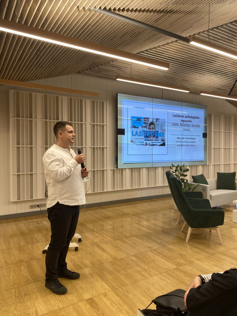 Forumā "Lasītrosme" satiekas pedagogi un bibliotekāri no visas Latvijas
