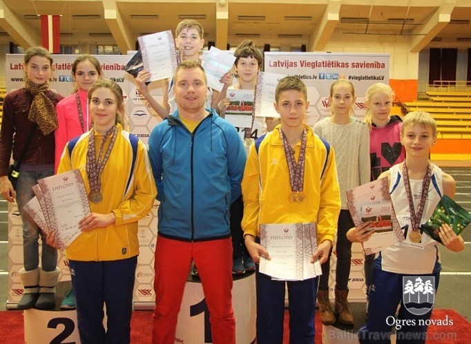 Mūsu vieglatlētiem 12 medaļas Latvijas čempionātā telpās