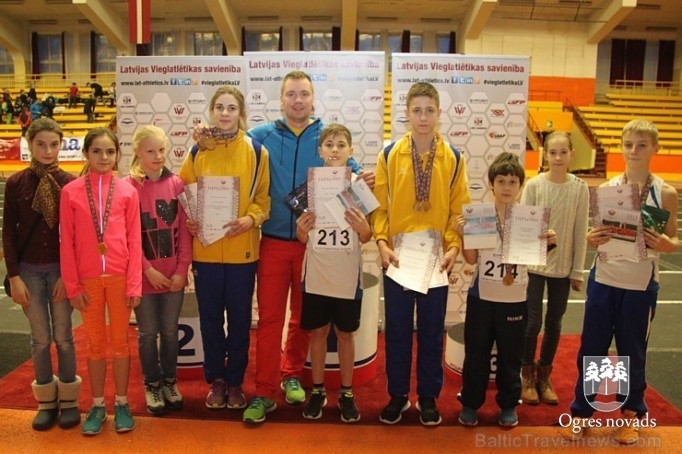Mūsu vieglatlētiem 12 medaļas Latvijas čempionātā telpās