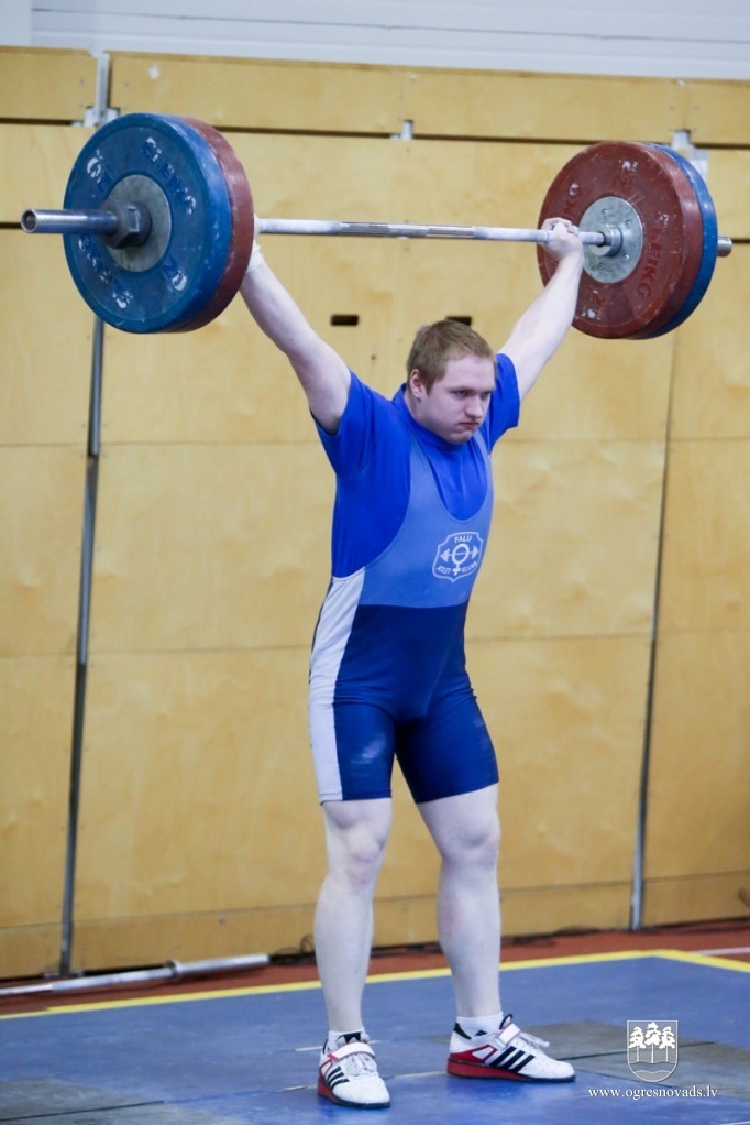 Ogres svarcēlāji - Latvijas čempioni un vicečempioni