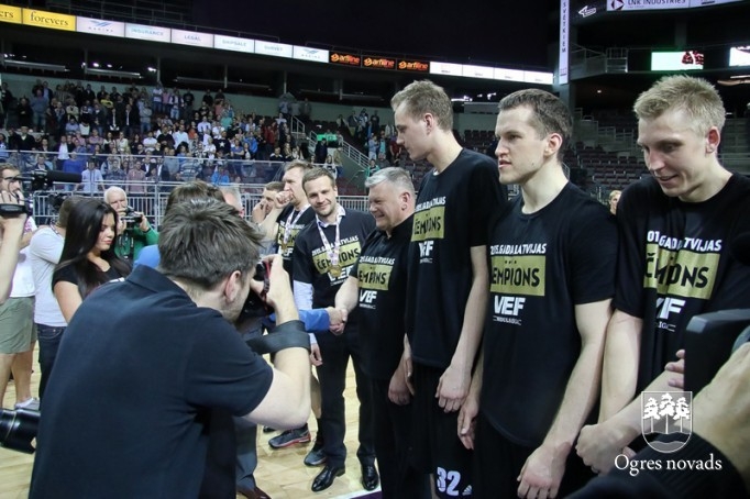 Ogres BS audzēkņiem Latvijas čempionāta zelts un sudrabs